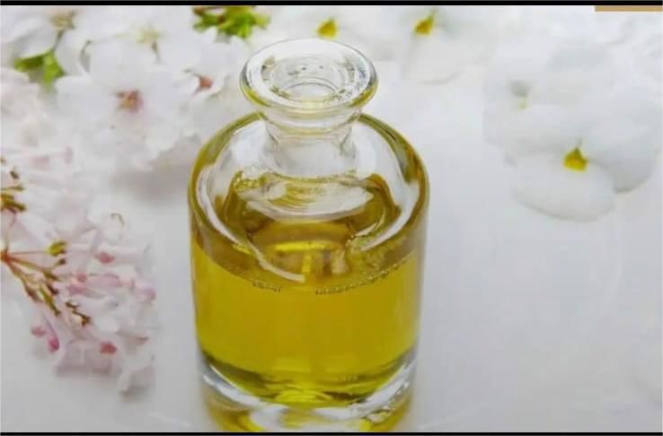 شي عود عطر زيتي مركز